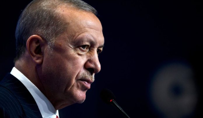 ترک صدر اہلیہ سمیت کورونا کی اومیکرون قسم کے وائرس سے متاثر