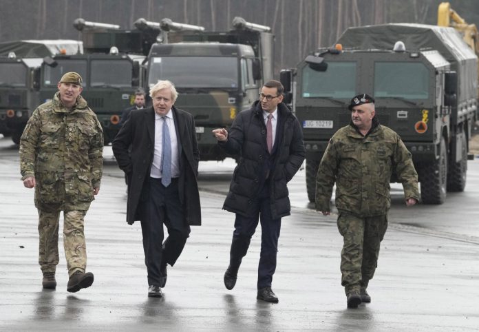 روس کا خوف، برطانیہ نے فوج واپس بلانے کا اعلان کردیا