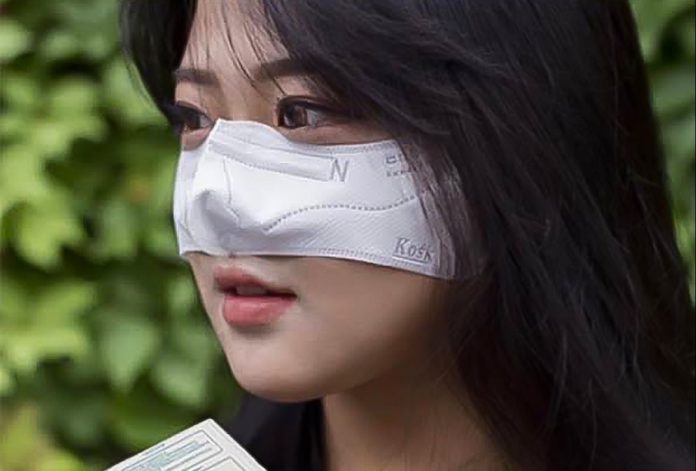 جنوبی کوریا نے منفرد ماسک متعارف کروا دیا، پہن کر سانس لینا آسان ہوگا