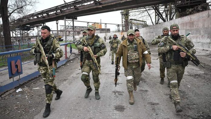 روسی فوج کے سامنے ہتھیار ڈالنے والے فوجیوں کو گولی ماردو، یوکرین