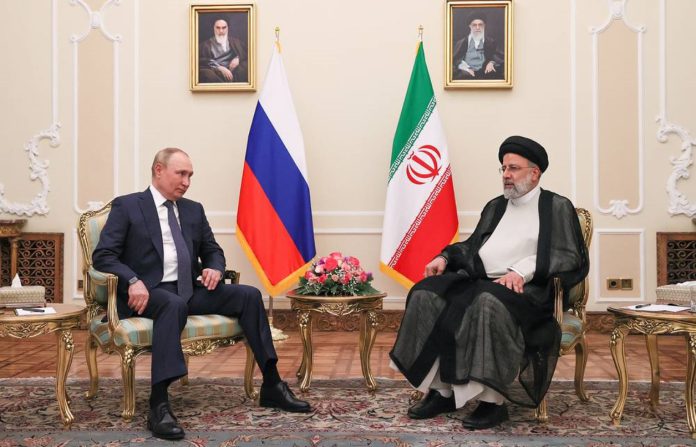 صدر پوتن اور ایرانی صدر رئیسی کے درمیان تہران میں ملاقات شروع