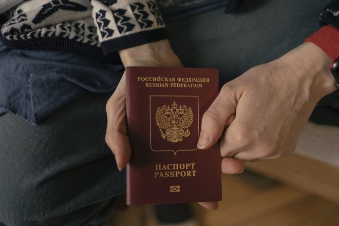 یورپی یونین نے روس کے ساتھ ویزا سہولت معاہدہ معطل کردیا