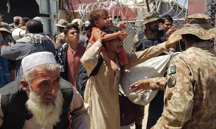 افغان پناہ گزینوں کے مسئلہ پر افغانستان اور پاکستان میں اختلافات بڑھ گئے