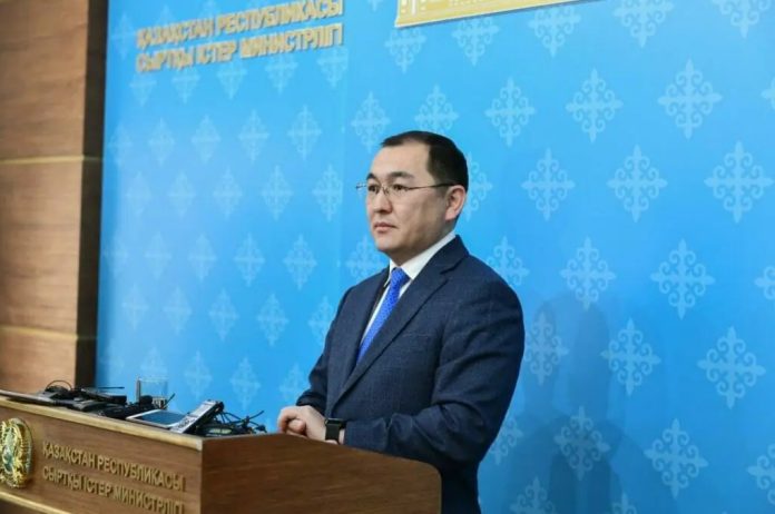 قزاقستان کا ملک مخالف غیرملکیوں کو ملک سے نکالنے کا فیصلہ