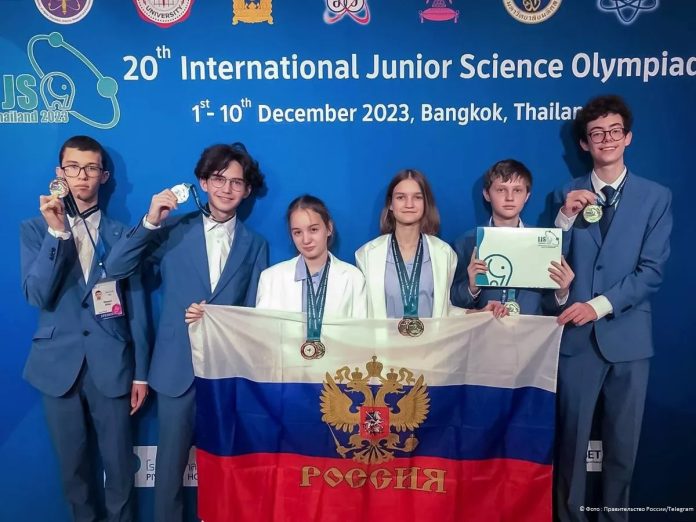 روسی ٹیم نے بنکاک میں نیچرل سائنس اولمپیاڈ میں گولڈ میڈل جیت لیا