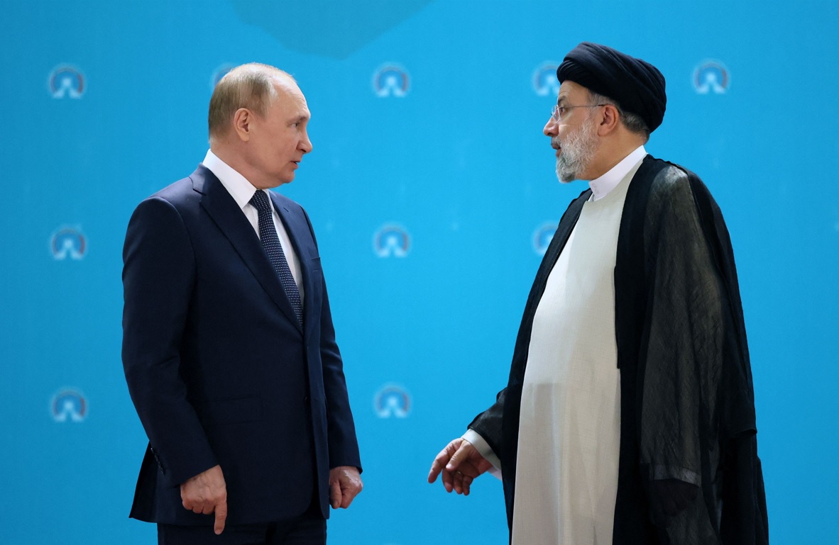 Russian President Vladimir Putin with Iranian President Ebrahim Raisi