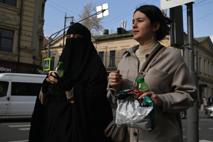 Russia niqab ban