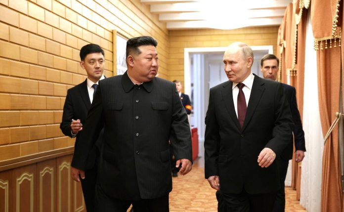 North Korean leader Kim Jong with Russian President Vladimir Putin