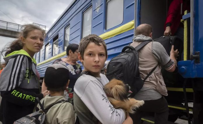 Ukrainian fleeing