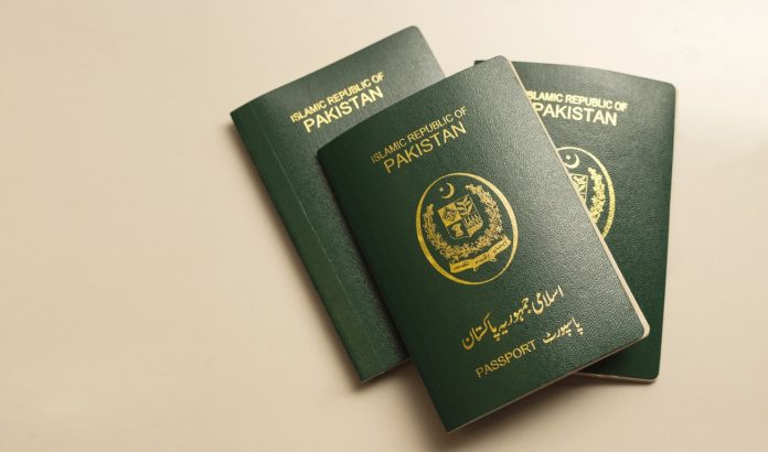 Pakistani passport