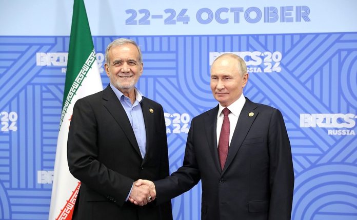 Putin with Masoud Pezeshkian