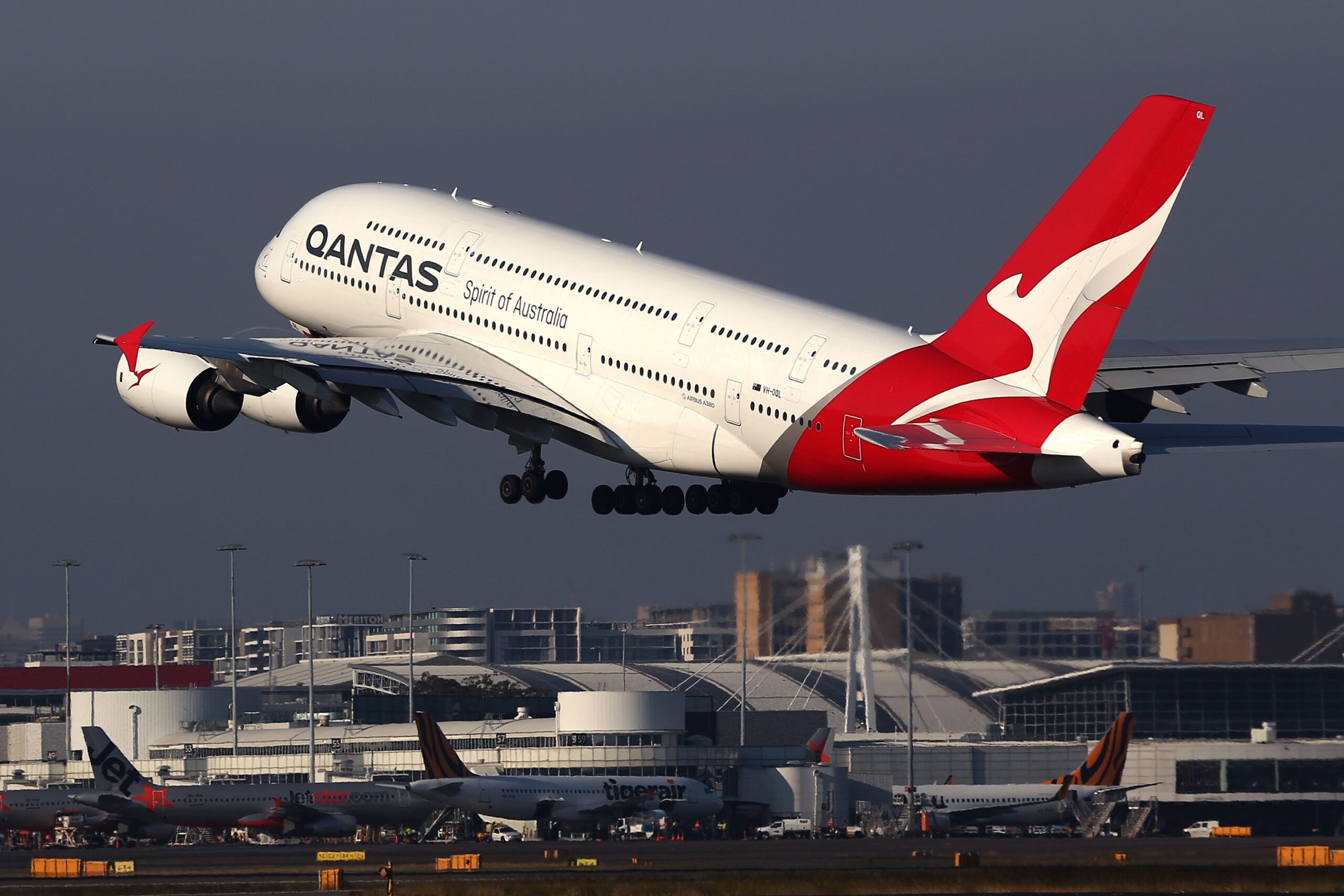 Qantas airlines
