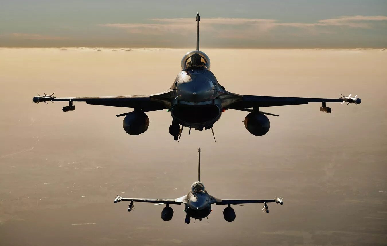 F-16