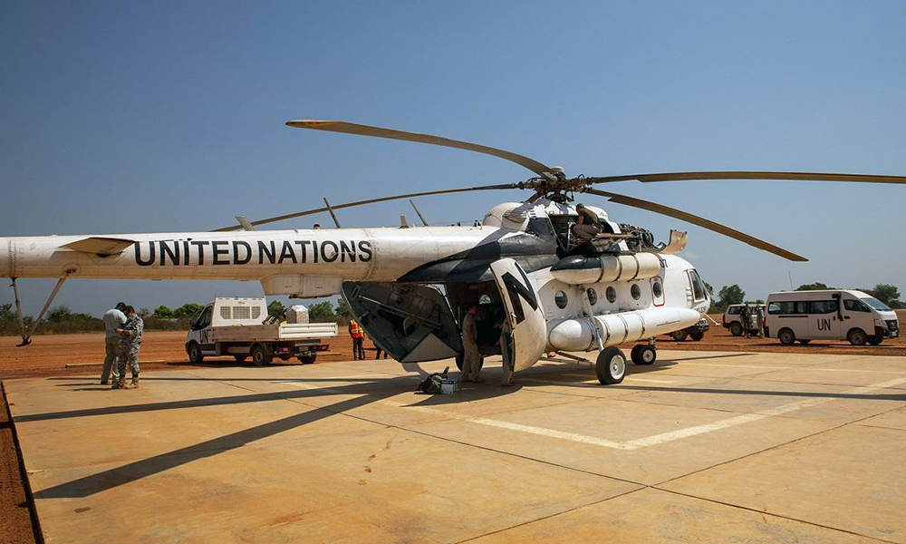 UN helicopter