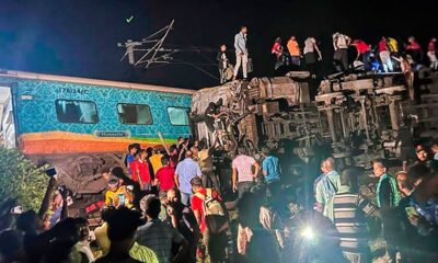 بھارت میں ٹرین حادثہ، 200 افراد ہلاک 900 زخمی